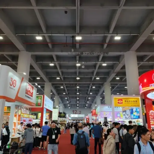  1,536 Chins LicKING Shines at the 137th Canton Fair Shaanxi Flavors Win High Praise from Global Buyers